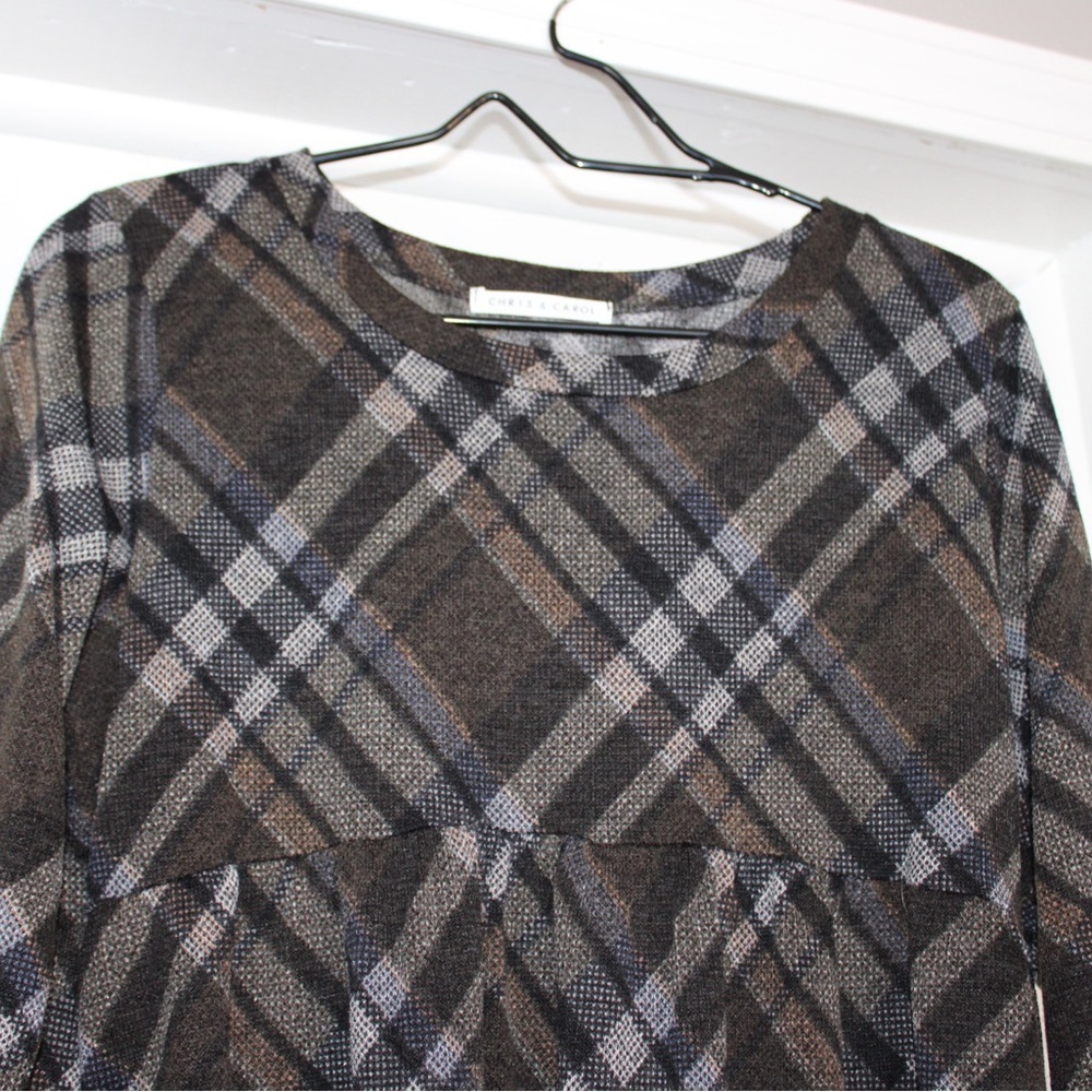 Chris & Carol Large Long Sleeve Flowy Top - Picture 2 of 9